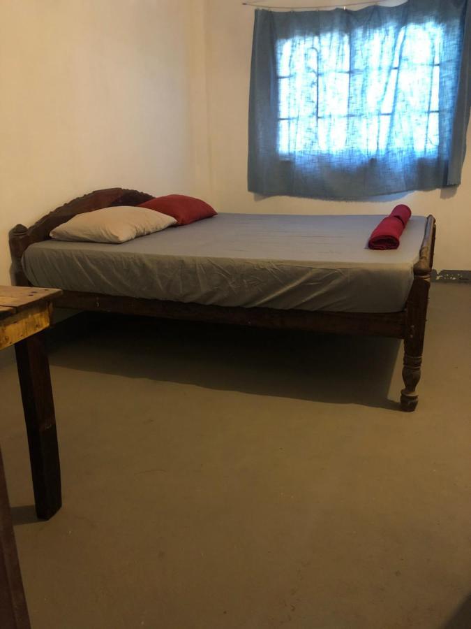 Macondo Mpai Bay 코롱 산로엠 외부 사진